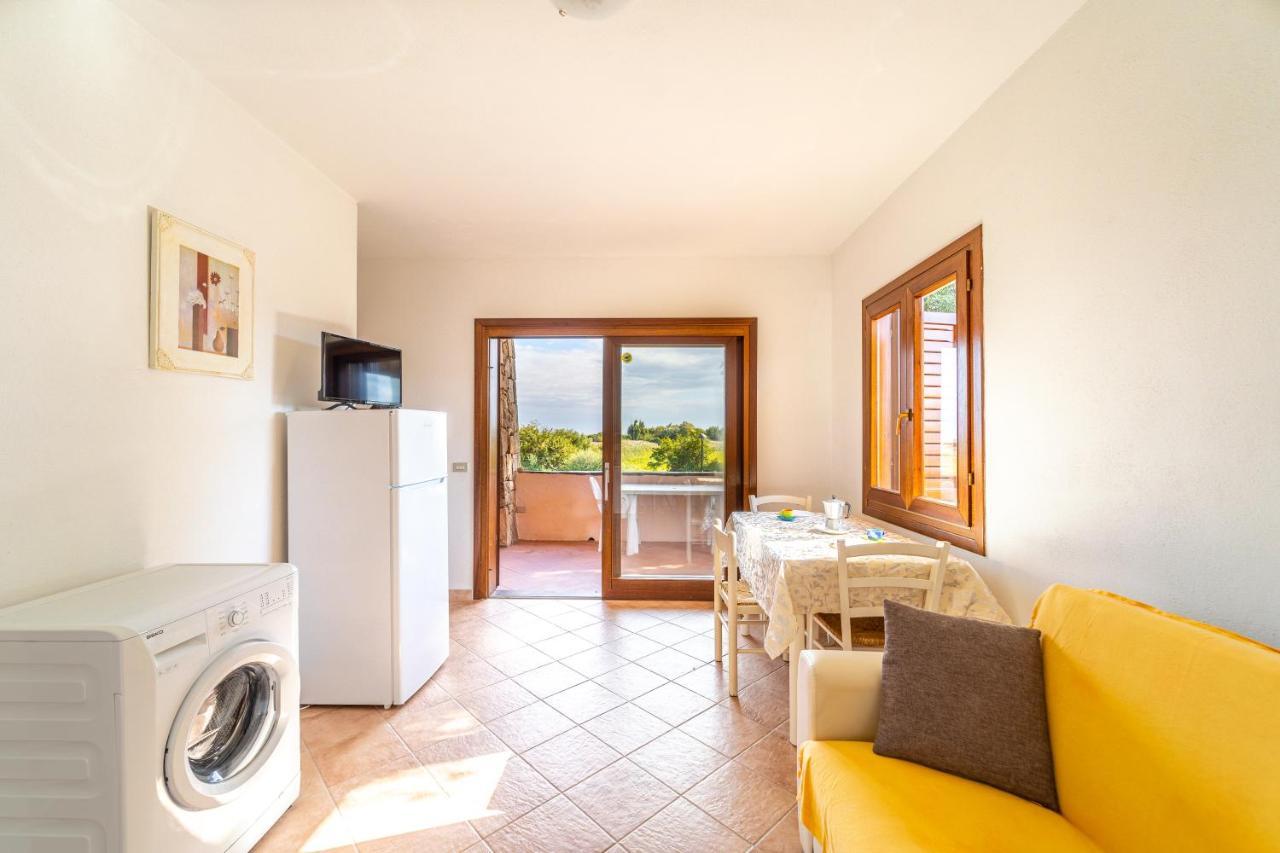 Iss Travel, Pedra Rosa 2 Bedroom Apartments With Private Terrace And Air Conditioning San Teodoro  Εξωτερικό φωτογραφία