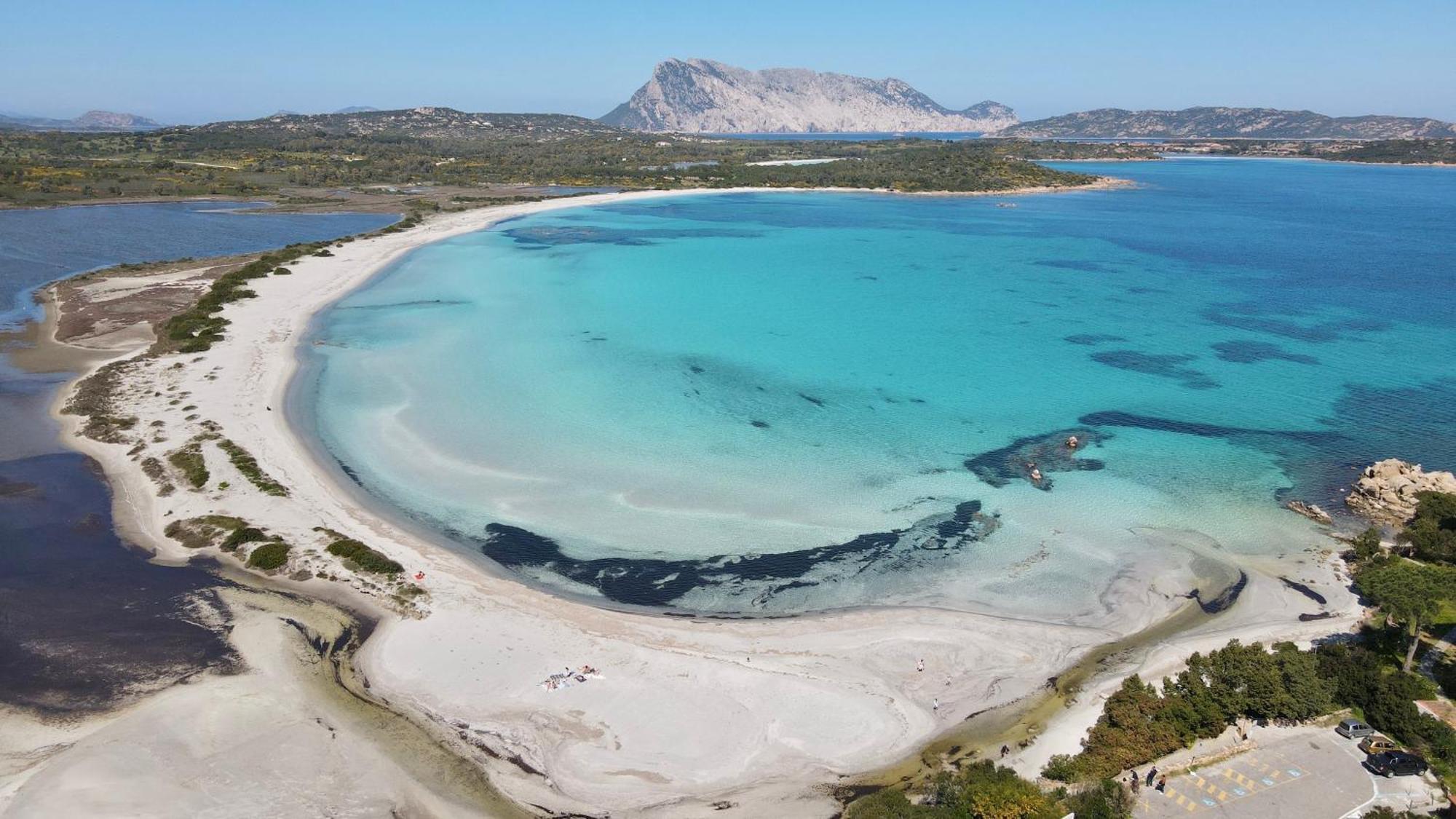 Iss Travel, Pedra Rosa 2 Bedroom Apartments With Private Terrace And Air Conditioning San Teodoro  Εξωτερικό φωτογραφία